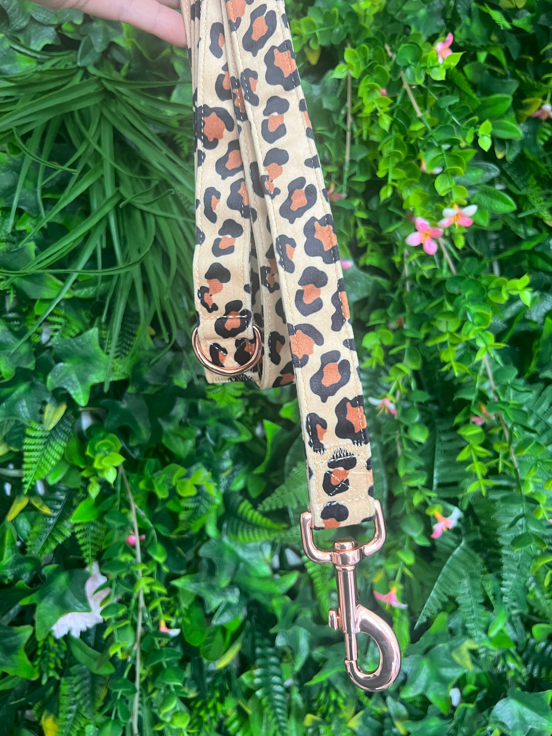 OUTLET- Sample: Velvet Leopard print lead - Rose Gold, Shorter length 4ft4