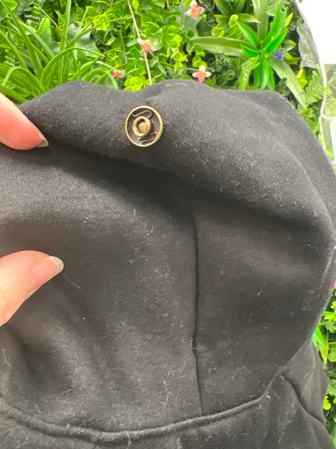 OUTLET - Black hoodie - size Large